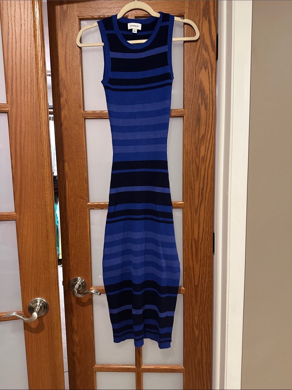Evereve Blue & Navy Striped Sleeveless Knit Maxi Dress